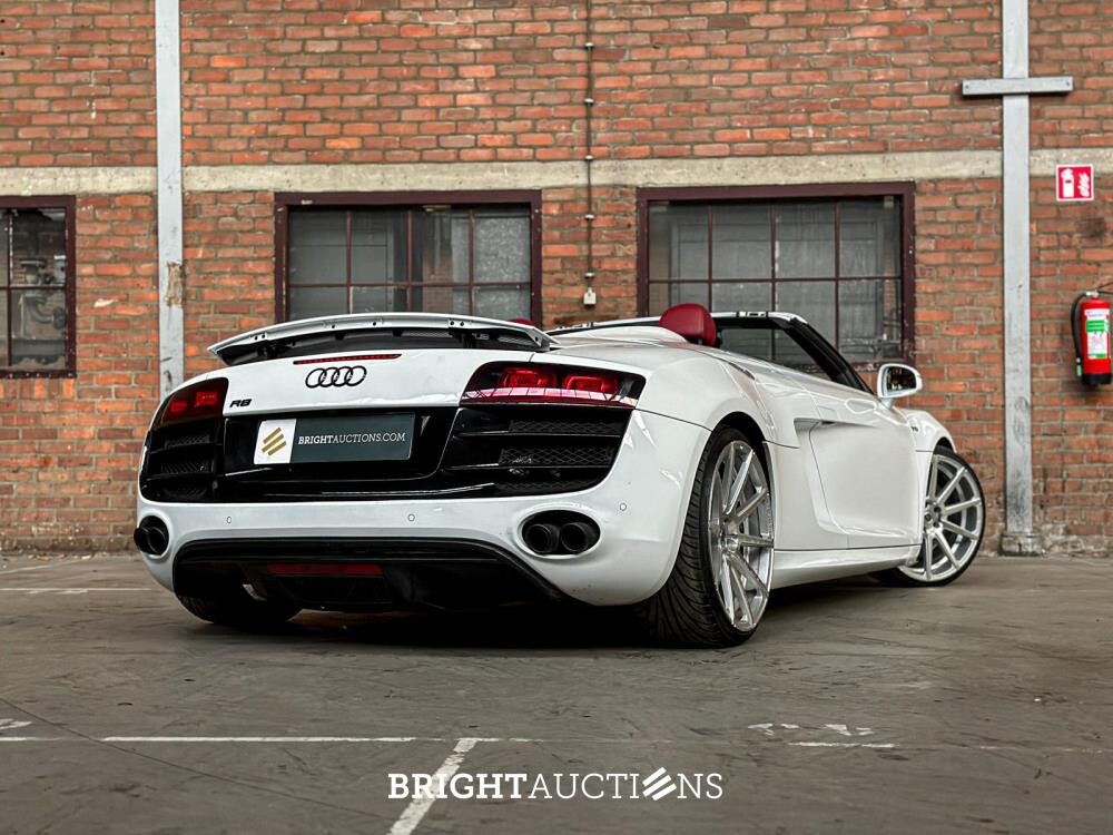 Audi R8 5.2 V10 FSI Quattro SPIDER 525pk 2012 (76.000 km)