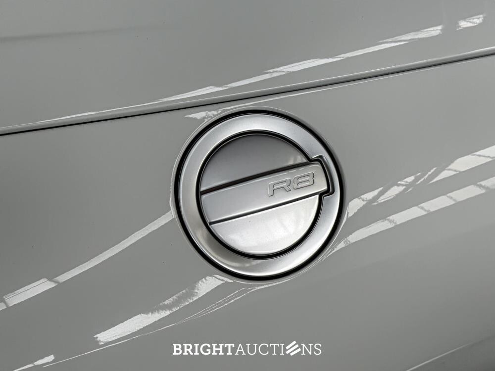 Audi R8 5.2 V10 FSI Quattro SPIDER 525pk 2012 (76.000 km)