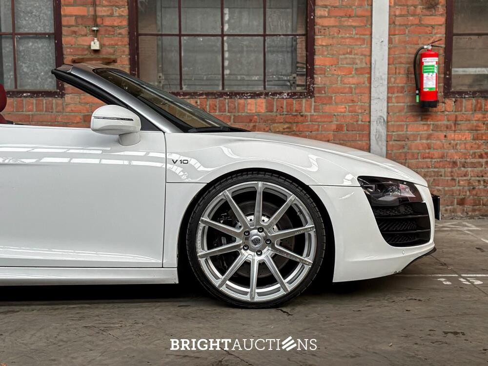 Audi R8 5.2 V10 FSI Quattro SPIDER 525pk 2012 (76.000 km)