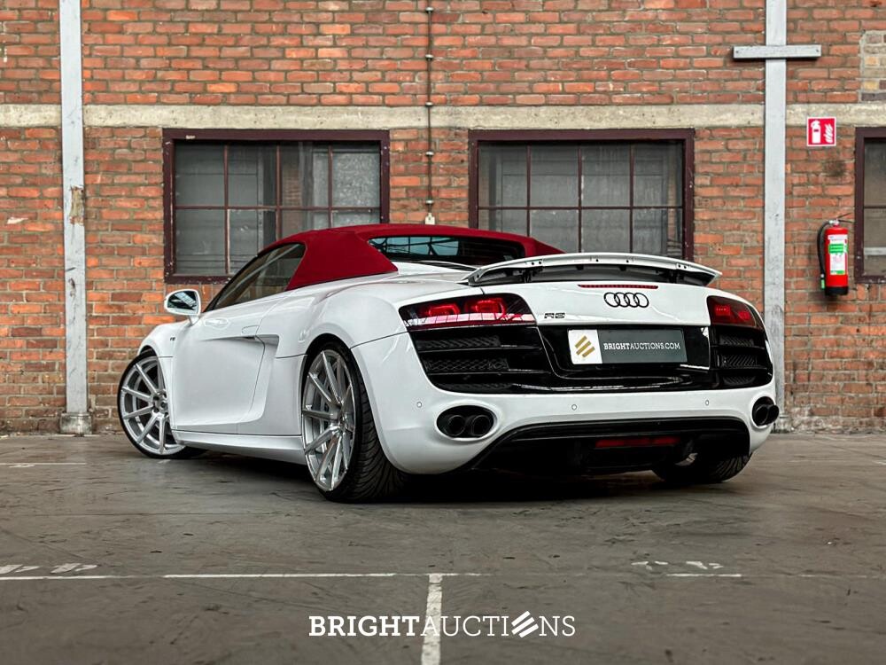Audi R8 5.2 V10 FSI Quattro SPIDER 525pk 2012 (76.000 km)