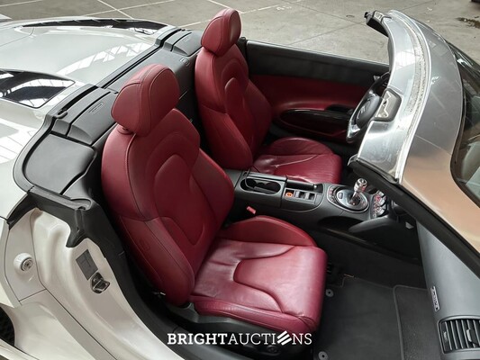 Audi R8 5.2 V10 FSI Quattro SPIDER 525pk 2012 (76.000 km)