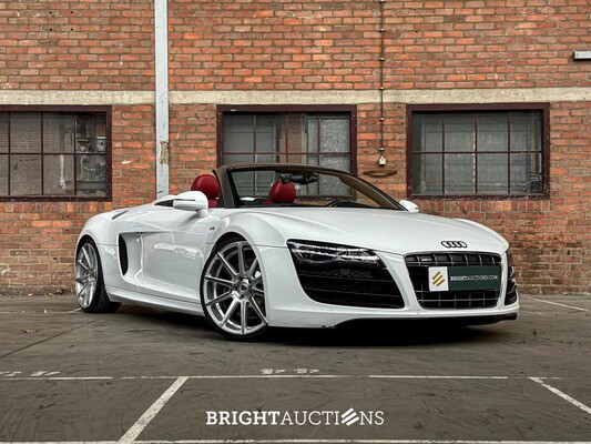 Audi R8 5.2 V10 FSI Quattro SPIDER 525pk 2012 (76.000 km)