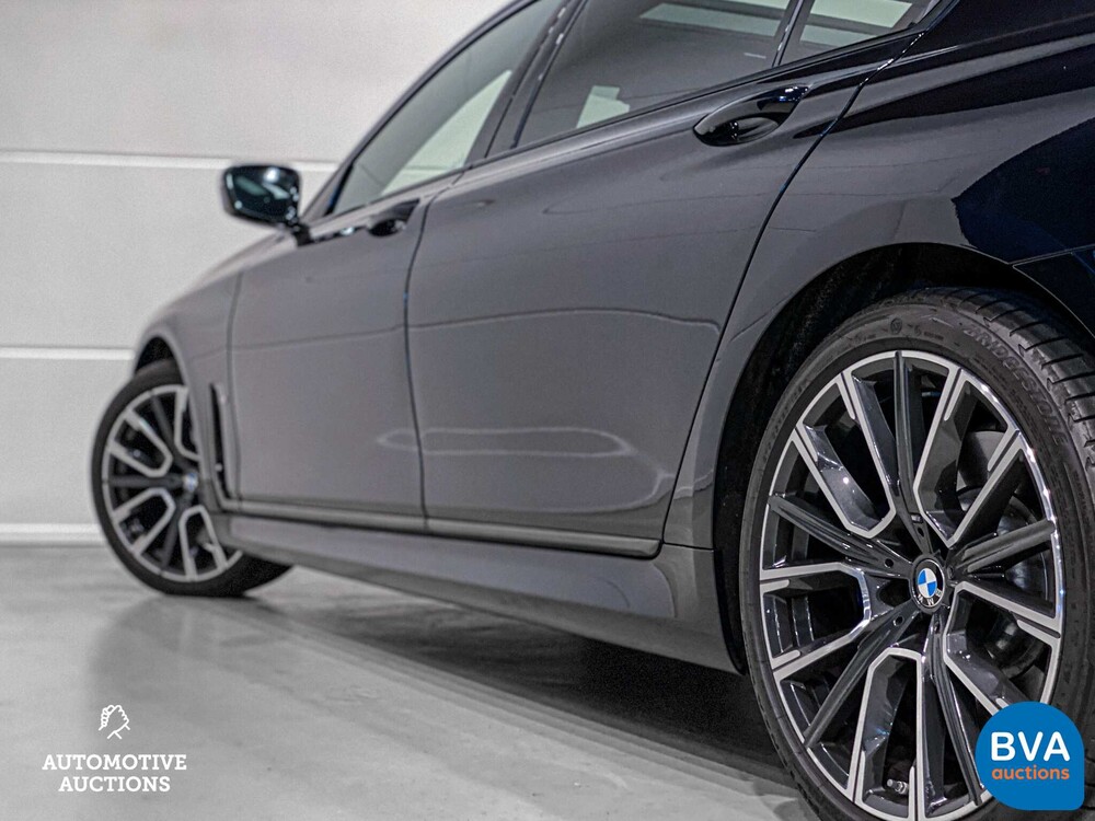 BMW 740Li xDrive M-Sport 340pk GARANTIE 7-Serie 2021, L-303-RB