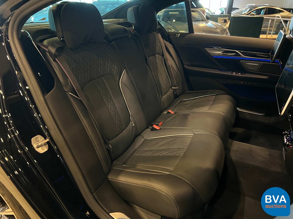 BMW 740Li xDrive M-Sport 340pk GARANTIE 7-Serie 2021, L-303-RB