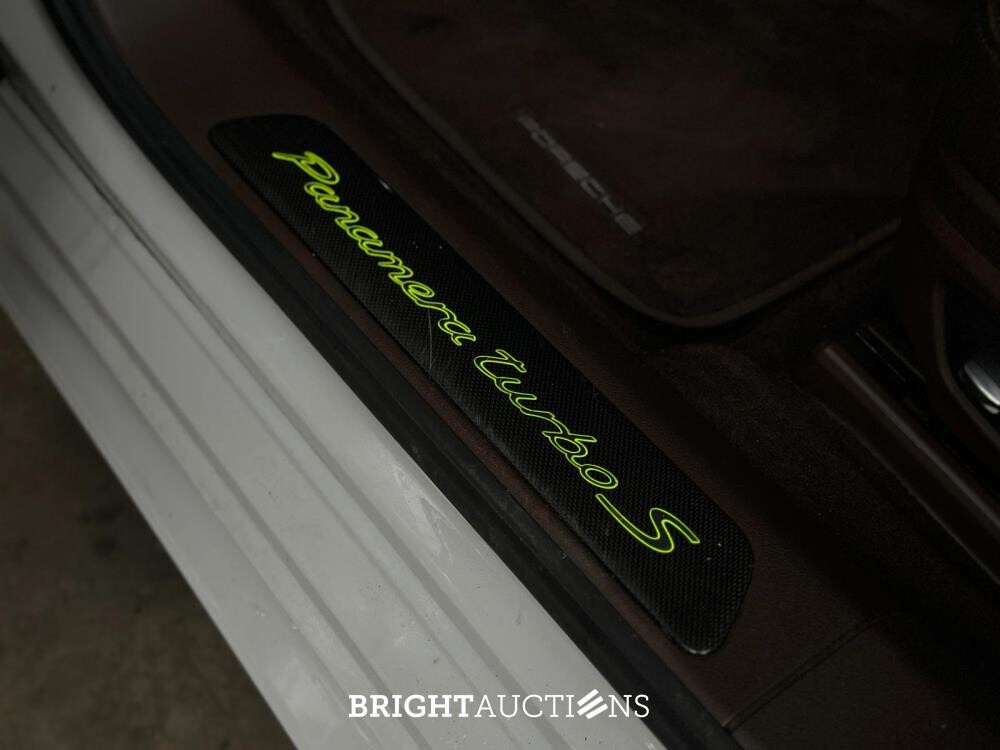 Porsche Panamera Turbo S E-Hybrid 4.0 V8 610pk 2018 (Origineel-NL)