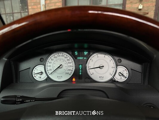 Chrysler 300C HEMI 5.7 V8 340PK 2005