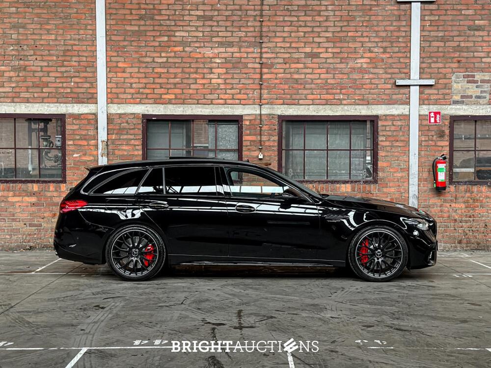 Mercedes-Benz C63s AMG Estate E-Performance 4-Matic 680pk 2023 C-Klasse, NL-Kenteken