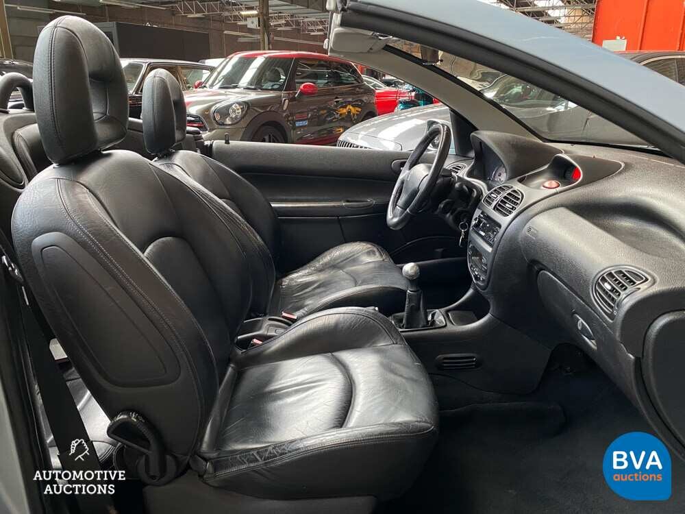 Peugeot 206 CC 2.0 136pk 2002 Cabriolet -Org. NL-, 65-JR-DG