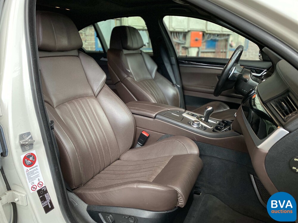 BMW M5 F10 5-serie 560pk 2012, GR-746-L