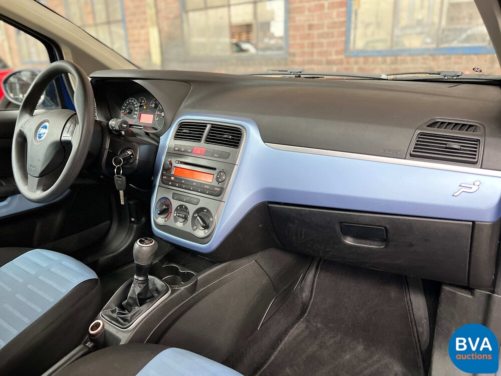 Fiat Punto Grande 1.4 Dynamic 78pk 2007 -Org. NL-, 18-ZD-LS