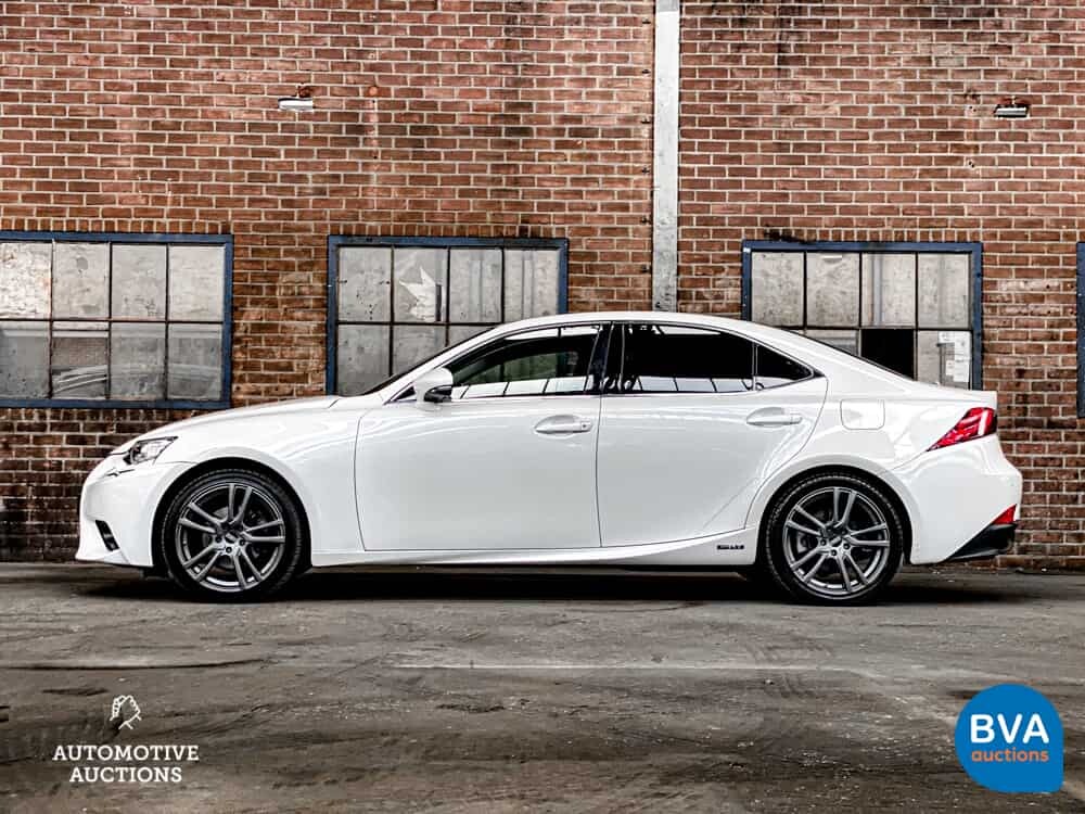 Lexus IS 300h Business Line Pro 181hp 2014, GJ-921-D.