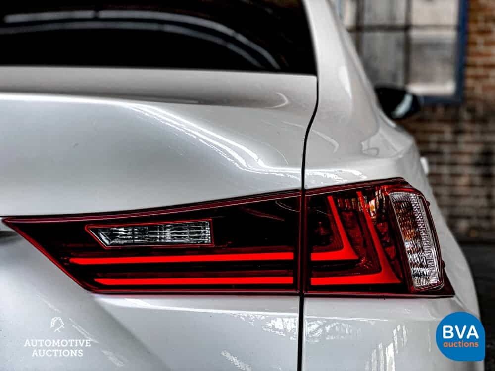 Lexus IS 300h Business Line Pro 181hp 2014, GJ-921-D.