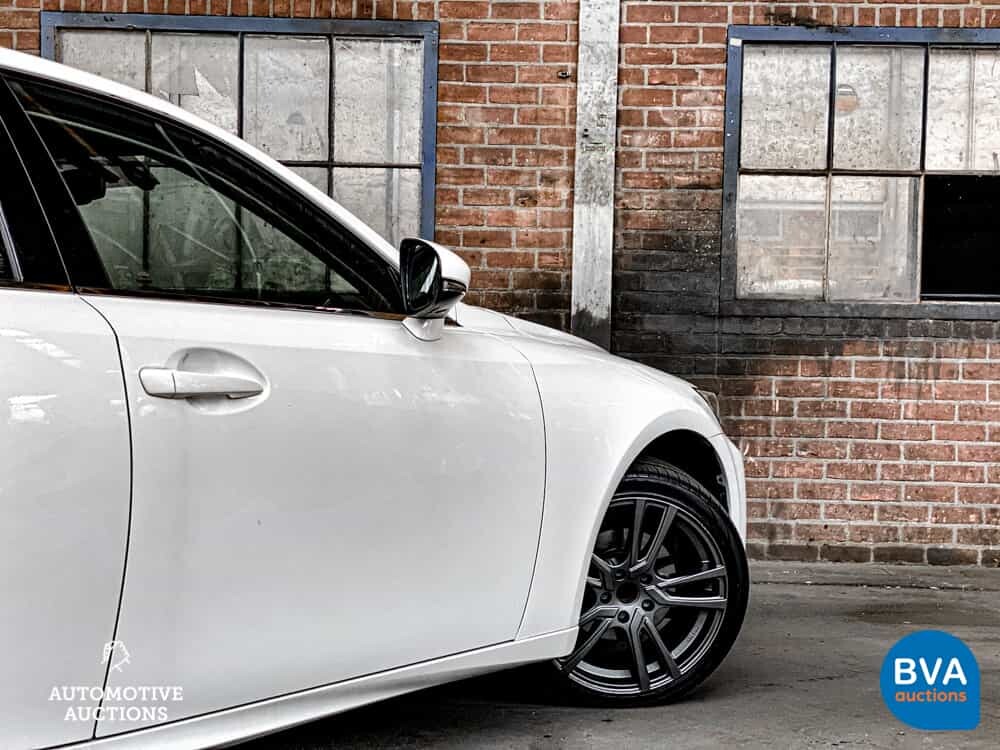 Lexus IS 300h Business Line Pro 181hp 2014, GJ-921-D.