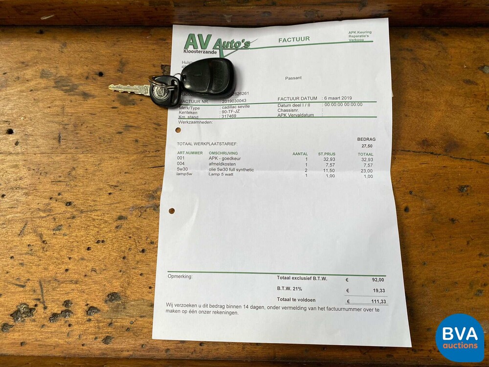 Cadillac Seville STS 4.6 V8 305pk 2002, 90-TF-JZ