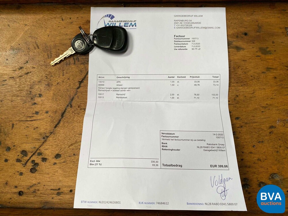 Cadillac Seville STS 4.6 V8 305pk 2002, 90-TF-JZ