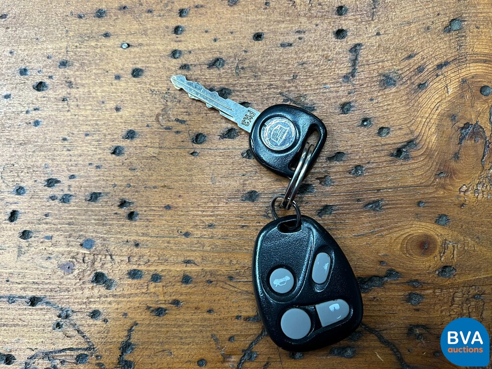 Cadillac Seville STS 4.6 V8 305pk 2002, 90-TF-JZ