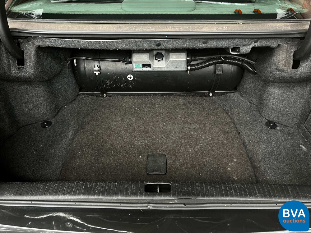 Cadillac Seville STS 4.6 V8 305pk 2002, 90-TF-JZ