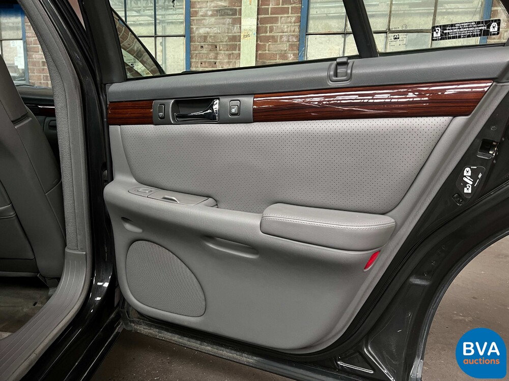 Cadillac Seville STS 4.6 V8 305pk 2002, 90-TF-JZ