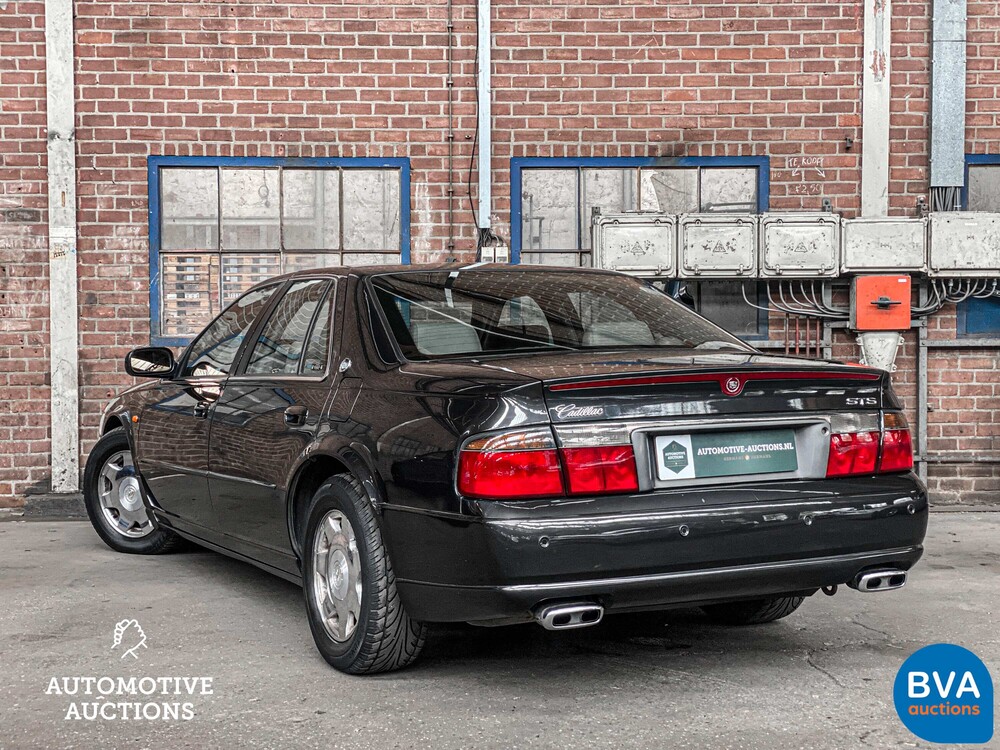 Cadillac Seville STS 4.6 V8 305pk 2002, 90-TF-JZ