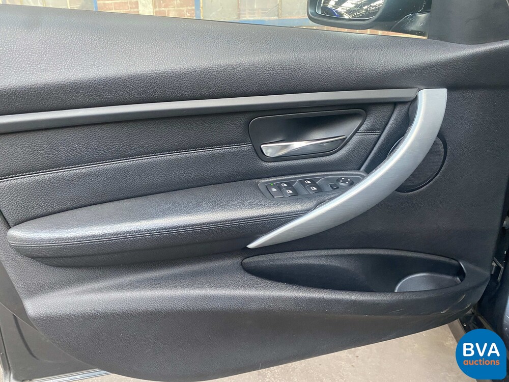 BMW 320d Touring High Executive Sportline 3 Series 164hp 2013 -Org. NL-, 2-SJF-60.