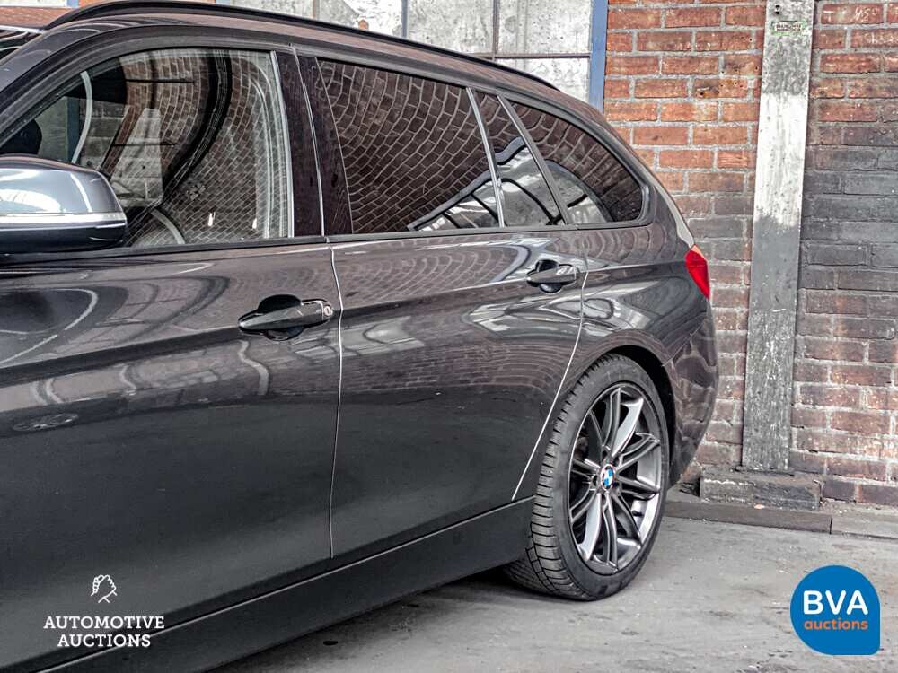 BMW 320d Touring High Executive Sportline 3 Series 164hp 2013 -Org. NL-, 2-SJF-60.