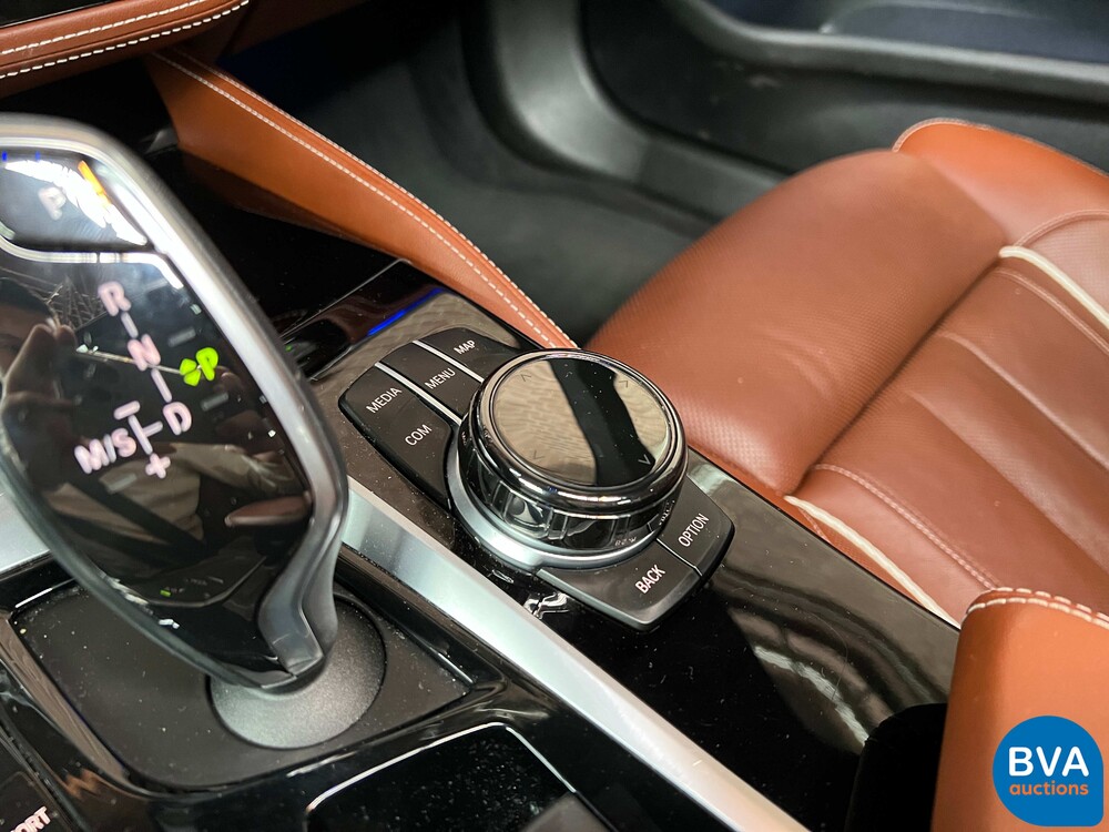 BMW 540i M-Performance xDrive High Executive M-Sport 5-series 340pk 2017, TK-412-D.