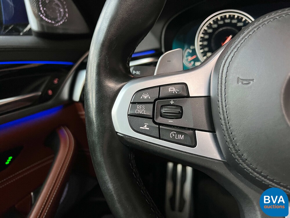 BMW 540i M-Performance xDrive High Executive M-Sport 5-series 340pk 2017, TK-412-D.