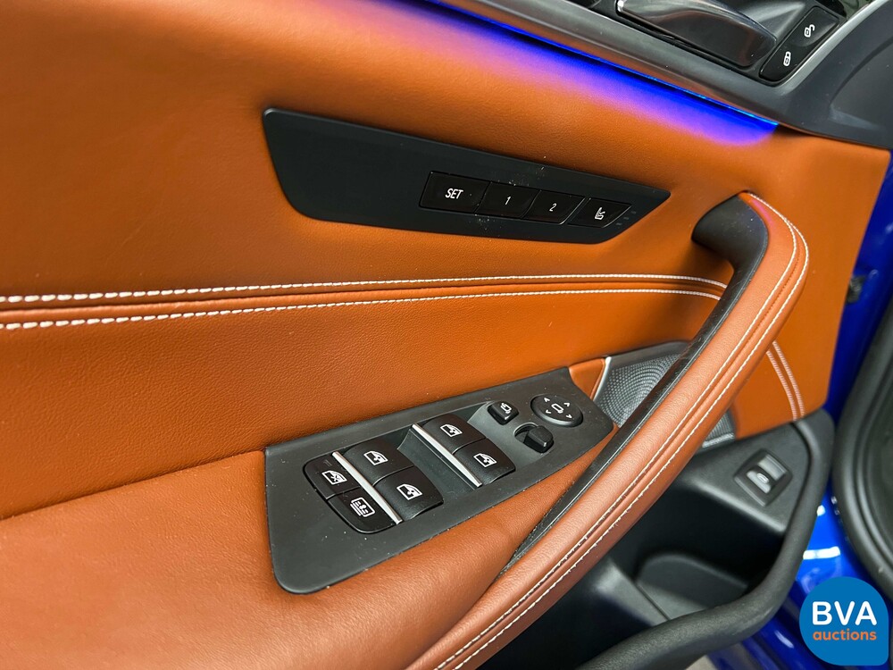 BMW 540i M-Performance xDrive High Executive M-Sport 5-series 340pk 2017, TK-412-D.