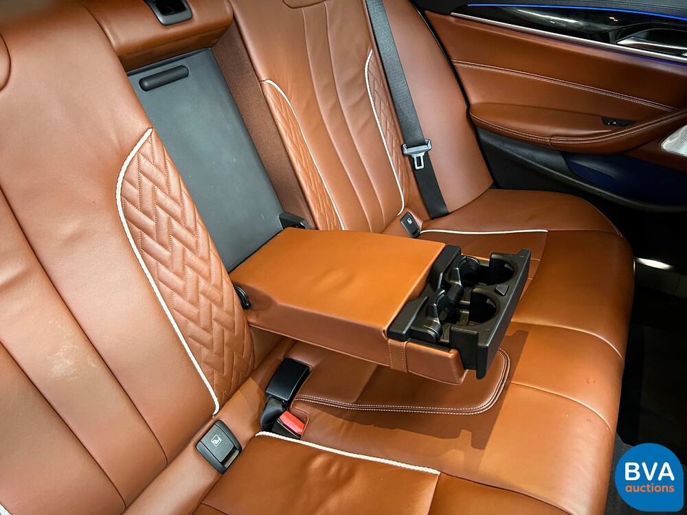 BMW 540i M-Performance xDrive High Executive M-Sport 5-series 340pk 2017, TK-412-D.