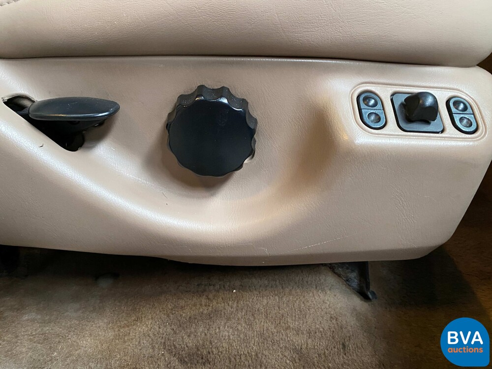 Lincoln Navigator 5.4 V8 230pk 1999, 37-DT-TF