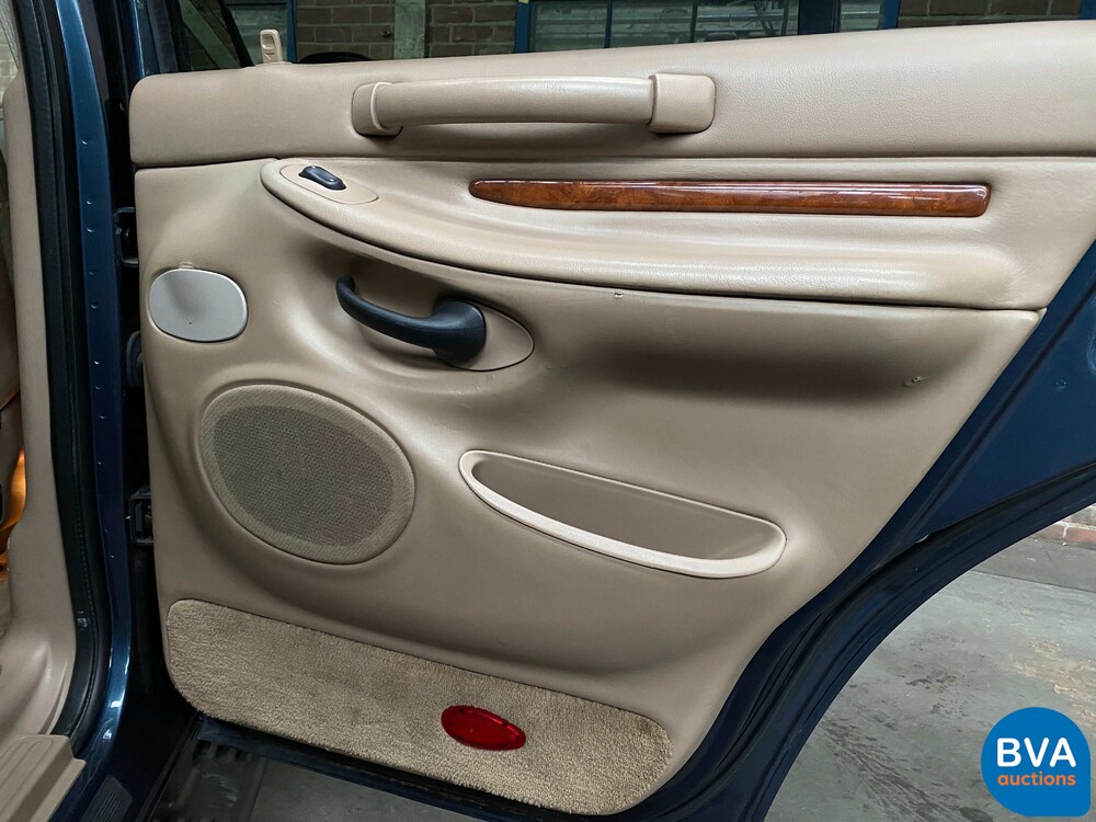 Lincoln Navigator 5.4 V8 230pk 1999, 37-DT-TF