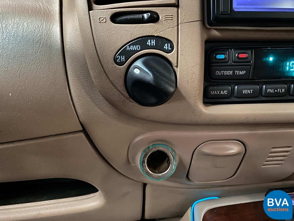 Lincoln Navigator 5.4 V8 230pk 1999, 37-DT-TF