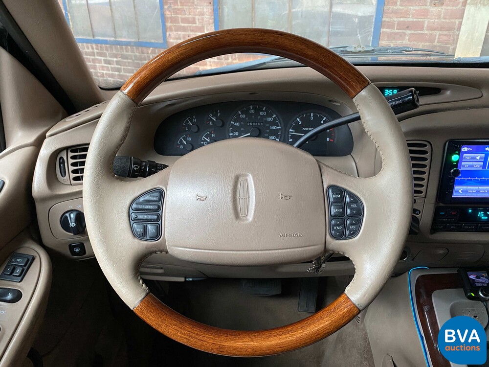 Lincoln Navigator 5.4 V8 230pk 1999, 37-DT-TF