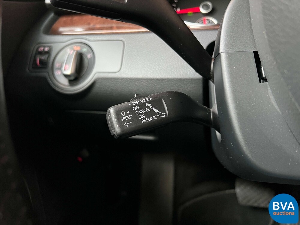 Volkswagen Passat Variant 2.0 TDI DSG6 140hp Highline, TL-401-H.