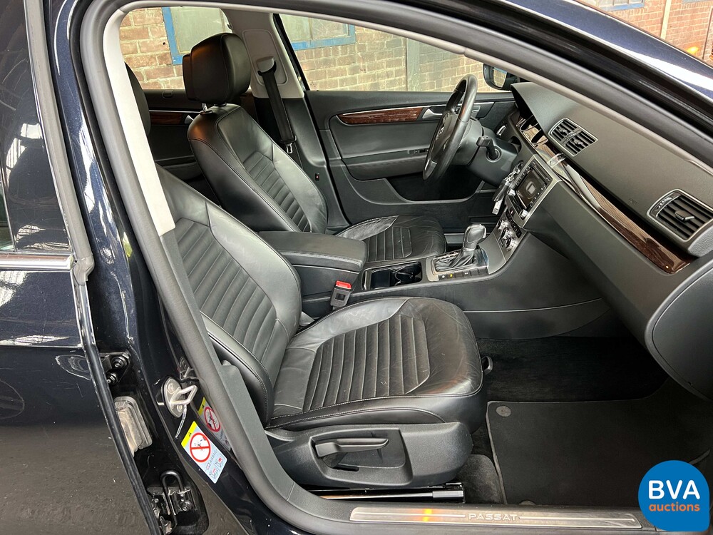 Volkswagen Passat Variant 2.0 TDI DSG6 140hp Highline, TL-401-H.