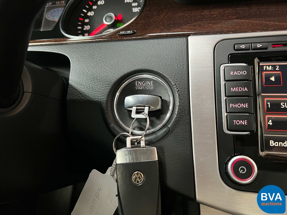 Volkswagen Passat Variant 2.0 TDI DSG6 140hp Highline, TL-401-H.