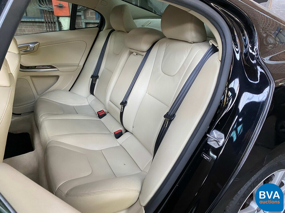 Volvo S60 2.5 Premier 255hp 2016, N-372-NJ.