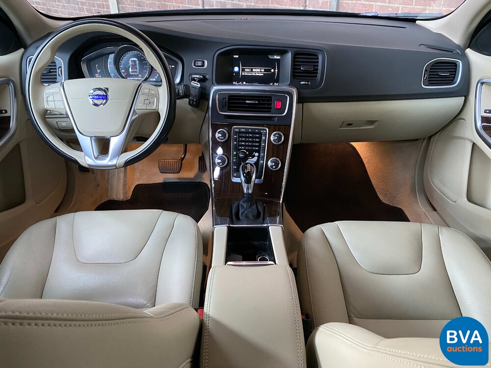 Volvo S60 2.5 Premier 255hp 2016, N-372-NJ.