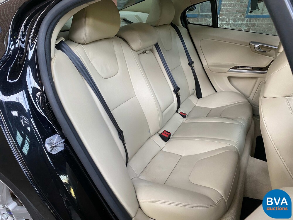 Volvo S60 2.5 Premier 255hp 2016, N-372-NJ.