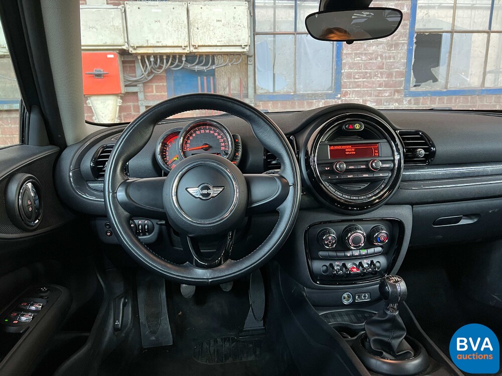 Mini Clubman 1.5D 116hp British Racing Green Mini Cooper 2016.