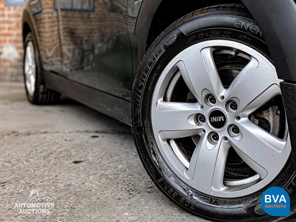 Mini Clubman 1.5D 116hp British Racing Green Mini Cooper 2016.