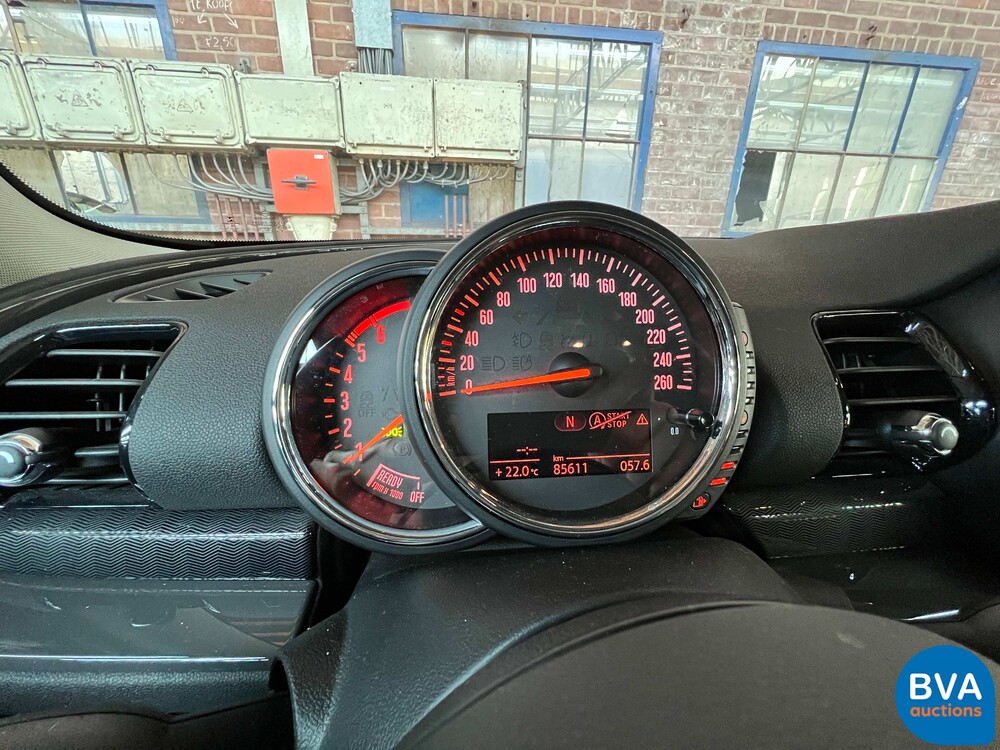 Mini Clubman 1.5D 116hp British Racing Green Mini Cooper 2016.