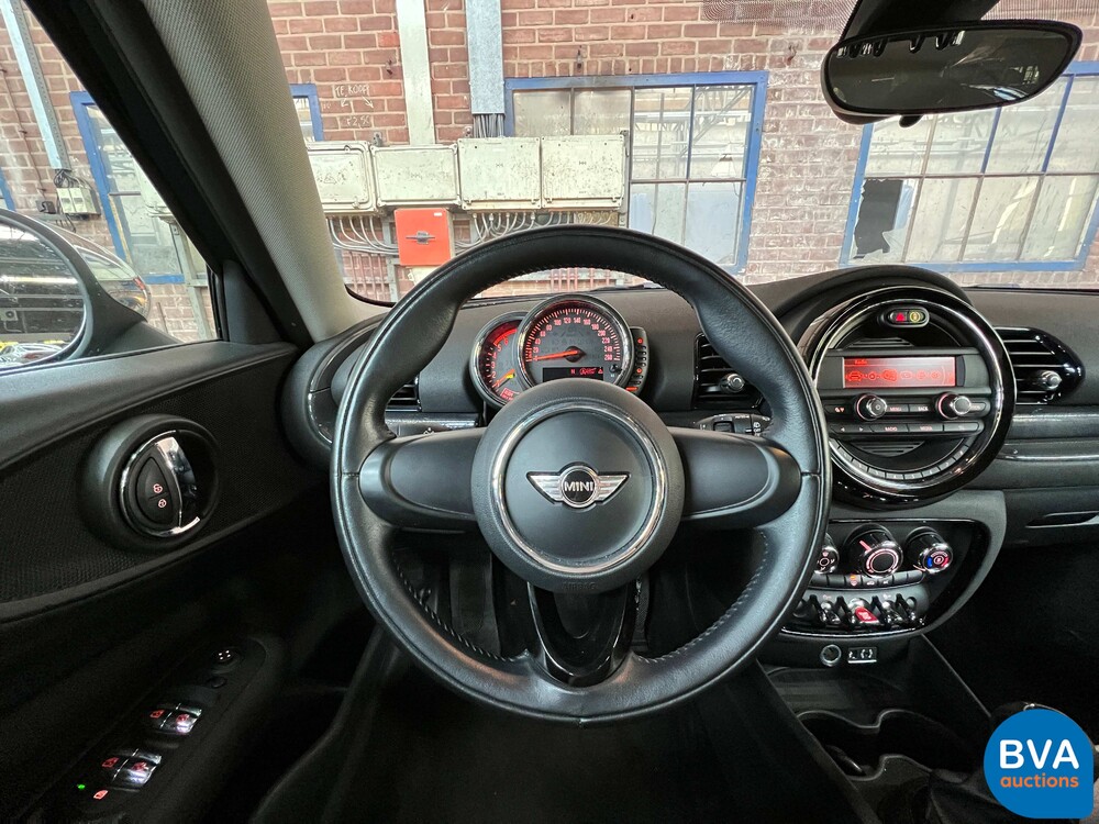 Mini Clubman 1.5D 116hp British Racing Green Mini Cooper 2016.