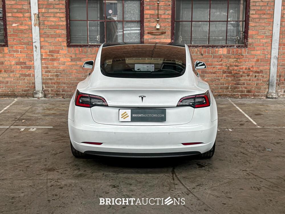 Tesla Model 3 Standard RWD Plus 60 kWh 238pk 2020 (Origineel-NL + 1e eigenaar, K-953-BT