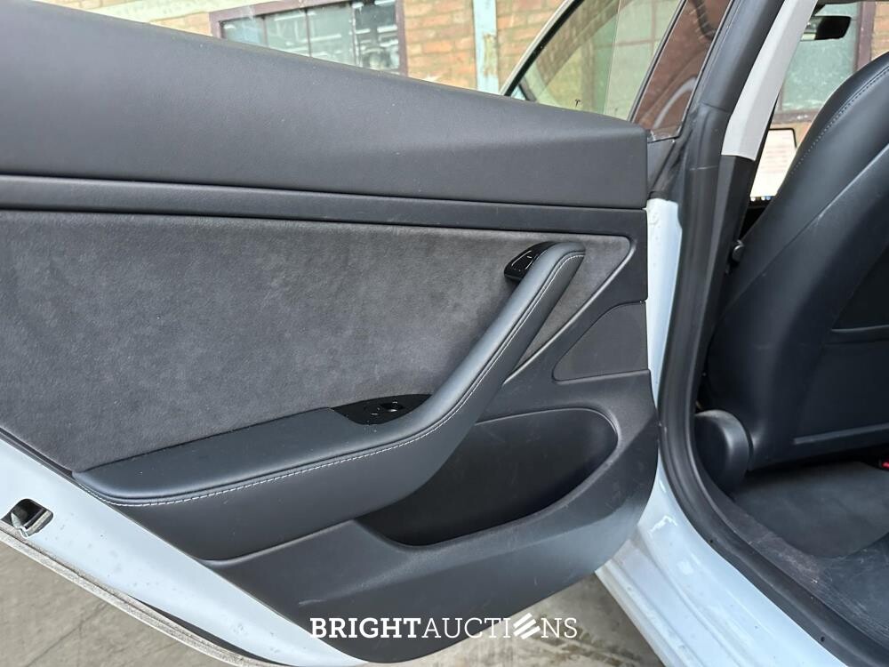 Tesla Model 3 Standard RWD Plus 60 kWh 238pk 2020 (Origineel-NL + 1e eigenaar, K-953-BT