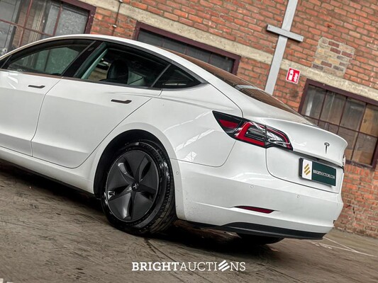 Tesla Model 3 Standard RWD Plus 60 kWh 238pk 2020 (Origineel-NL + 1e eigenaar, K-953-BT