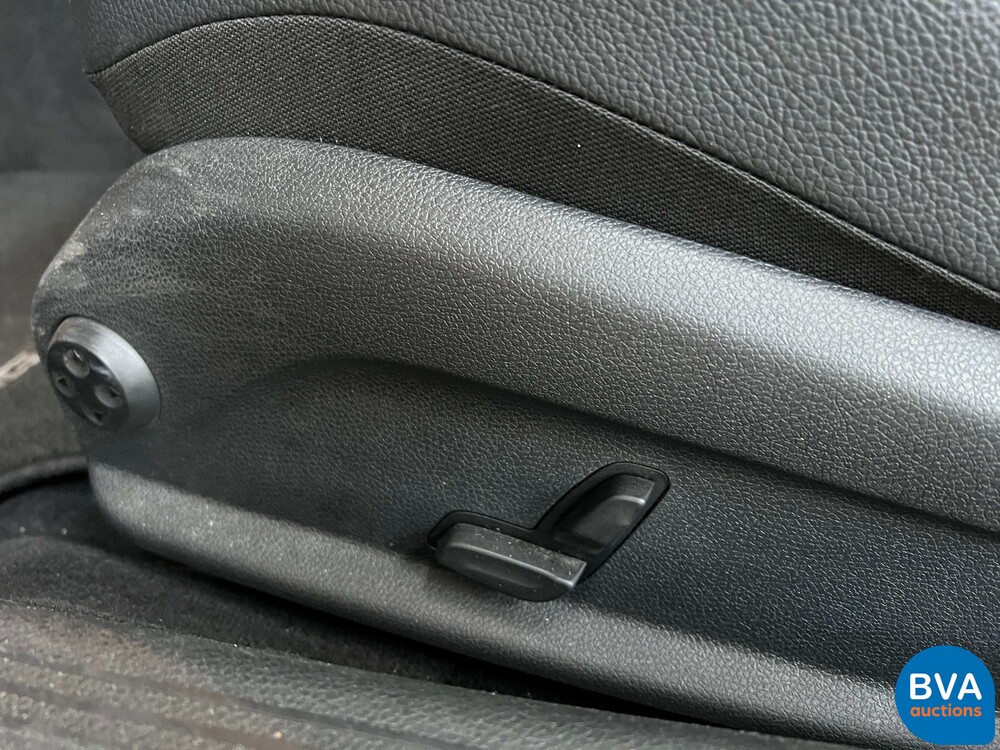 2017 Mercedes-Benz C180 Coupe AMG Premium Plus 156pk, G-955-VT.