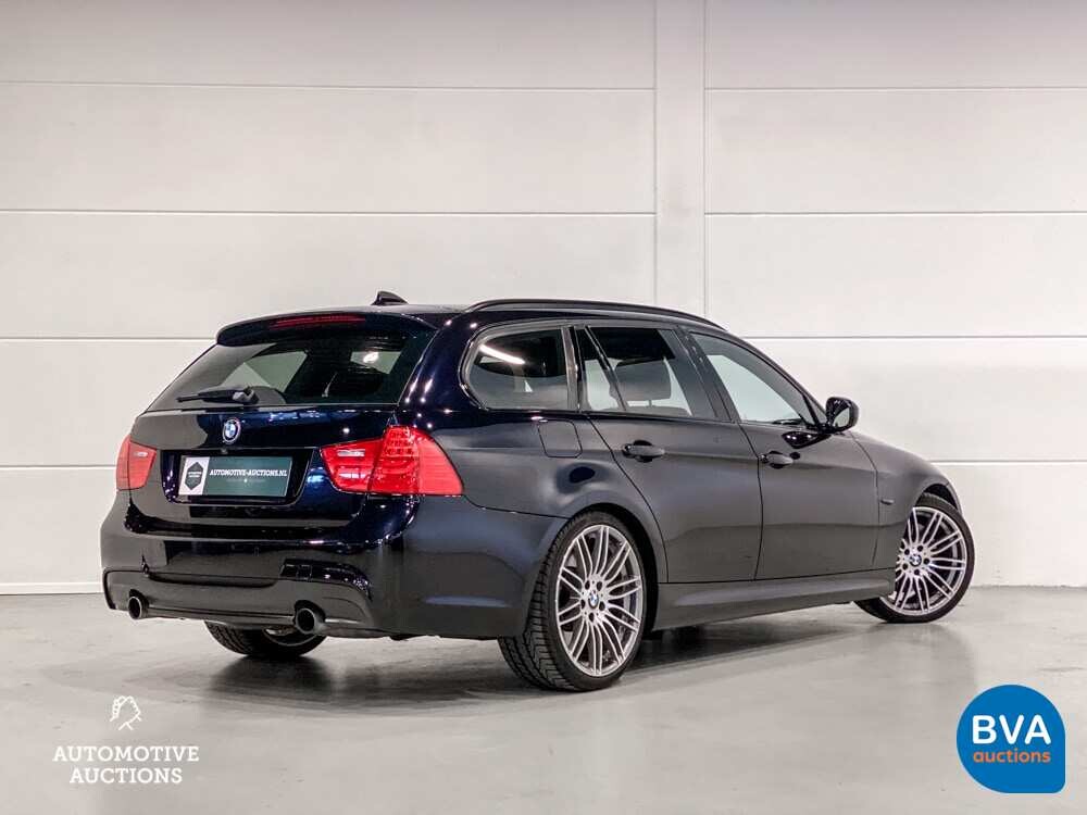 BMW 335i Luxury Line 3-serie Touring 306pk 2012 -Org. NL-, 39-SZF-2