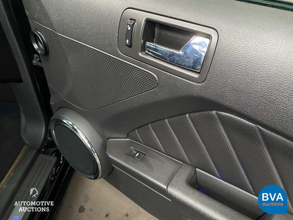 Ford Mustang GT 416hp 2013.