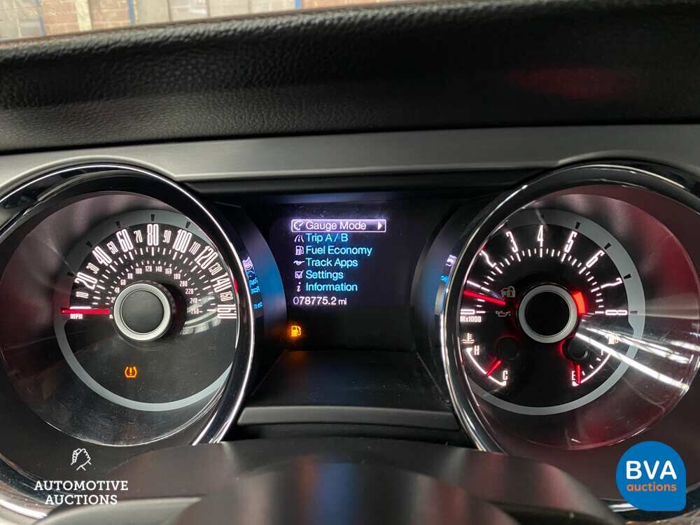Ford Mustang GT 416hp 2013.